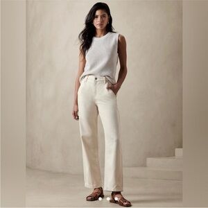 Banana Republic Factory High Rise Barrel Trouser in Ecru